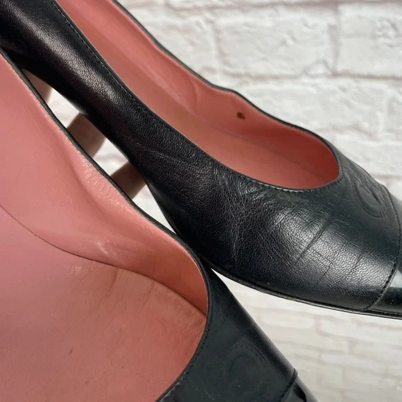 Salvatore Ferragamo Black Leather Logo Kitten Career Style Heels Size 10 - Picture 12 of 13